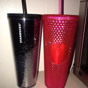 Set of 2 Starbucks Holiday 2019 cups